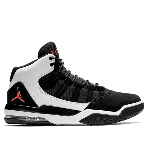 πHPπNike Jordan Max Aura White/Infared Kids 11c - Picture 3 of 9